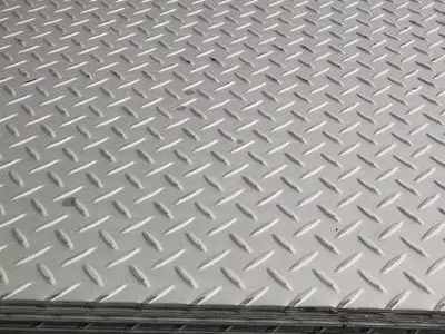 Aluminum Alloy Checkered Ceiling Plate