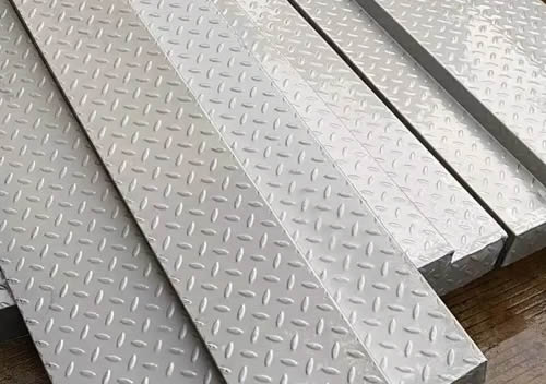 Metallic stair tread plates